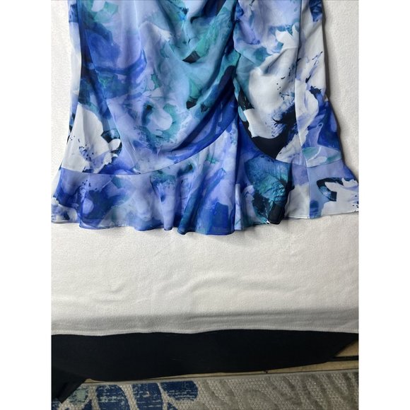 by and by Mini Floral Ruched Flutter Sleeve Dress Size Med NWT - Picture 5 of 9